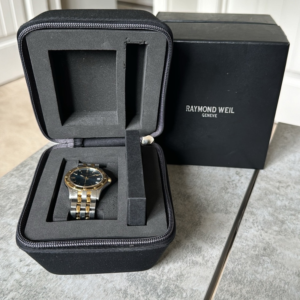 Raymond Weil Men’s two tone blue dial quartz watch with date